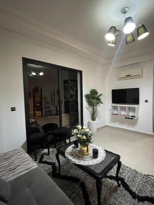 Appartement Superbe En Plein Centre Marrakesh