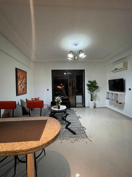 Appartement Superbe En Plein Centre *